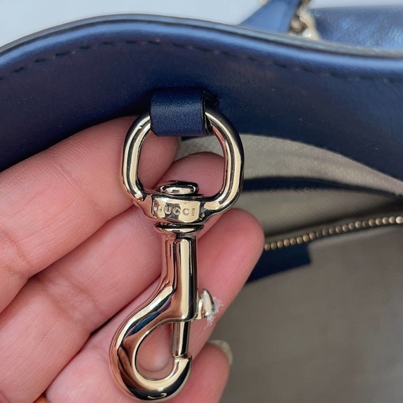 GUCCI Navy blue patent leather SOHO double chain GG tote bag large Rare - Picture 6 of 10